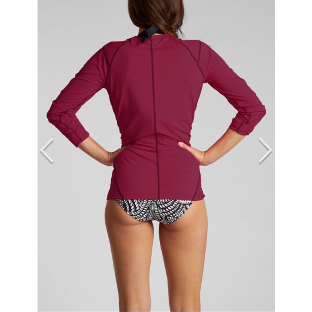 Title Nine Svelte Sunbuster Long Sleeve Top Size S - Picture 7 of 7